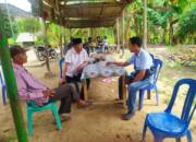 Anggota Polsek Belitang II Himbau Calon Kades Tetap Jaga Kamtibmas