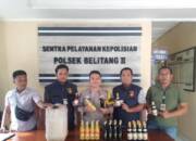 Anggota Polsek Belitang II Amankan Puluhan Liter Tuak dan Miras