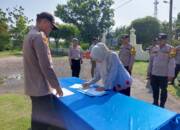 Kapolsek Belitang I Lakukan Penandatanganan Fakta Integritas Netralitas Anggota Polri