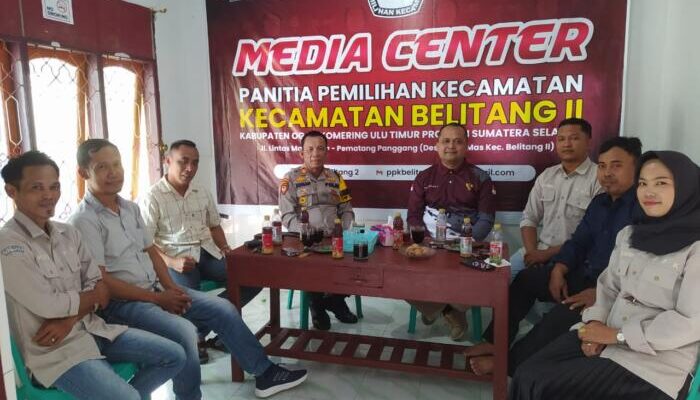 Ciptakan Situasi Aman dan Kondusif Sebelum Pilkada AKP Johan Syafri SE Kunjungi PPK dan Panwascam Belitang II 