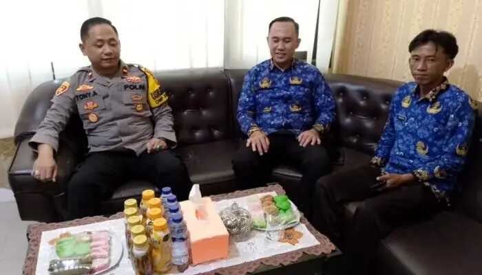 IPDA Toni Aji SH MH Himbau ASN di Lingkungan Kecamatan Semendawai Suku III Jaga Netralitas Jelang Pemilukada