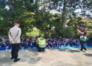 Dukung Program Presiden, IPDA Toni Aji SH MH Bagikan Makanan Bergizi dan Alat Tulis Gratis