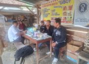 Kanit Reskrim Polsek Semendawai Suku III Gelar Bincang-Bincang Kamtibmas dengan Masyarakat Desa Burnai