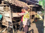 Pengecekan Ketahanan Pangan di Desa Sumber Rejo oleh Aipda Octovianus, SH