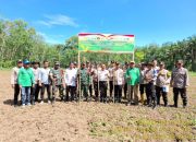 Polsek Belitang II Laksanakan Penanaman Jagung Serentak Kuartal IV