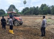 Polsek Semendawai Suku III Lakukan Peninjauan Lokasi untuk Penanaman Jagung