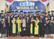Wisuda Ke-4 STISIP Bina Marta Martapura, Bangun Pondasi Kepemimpinan Beretika di Era Digital